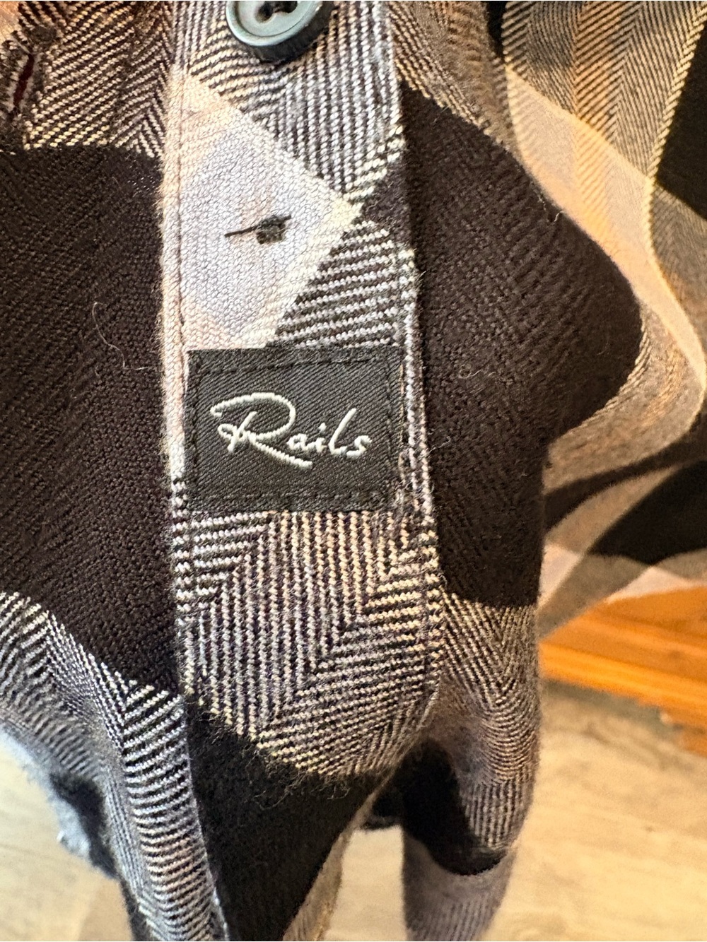 Rails Hunter Plaid Button Down Shirt Onyx Periwinkle Blush Large - Picture 6 of 11
